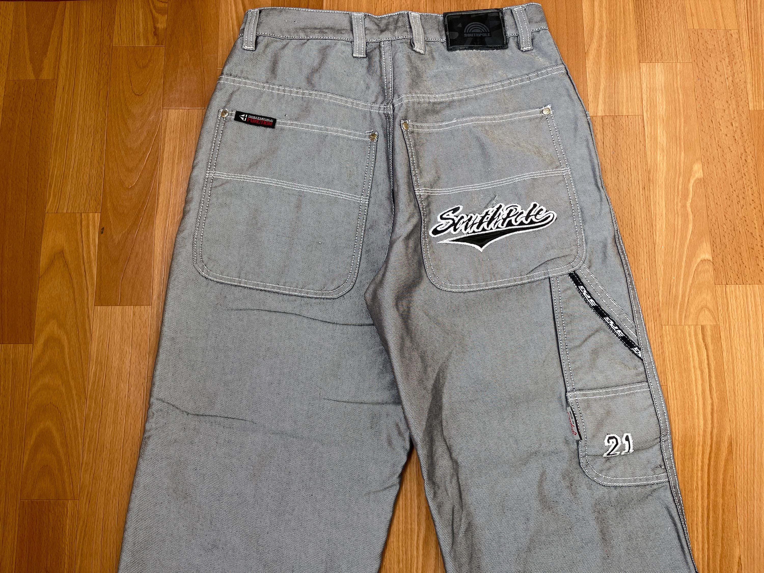 SOUTH POLE グレー ストレートデニム90s Southpole Jeans, Shiny Gray Vintage Baggy Jeans, Silver Metallic