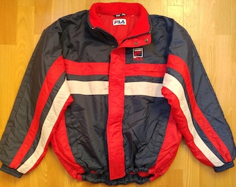 Chaqueta FILA, cortavientos de nailon vintage rojo, ropa de hip-hop de los 90, ropa urbana de la vieja escuela, parka bomber de hip-hop de los 90, talla S pequeña