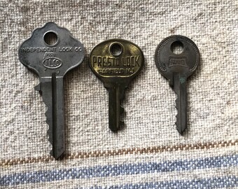 Vintage Keys for Junk Journal or Mixed Media Assemblage Lot C