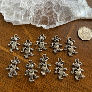 10 Silver Pewter Hippie Dancing Hippie Bear Charms - Fine American Pewter