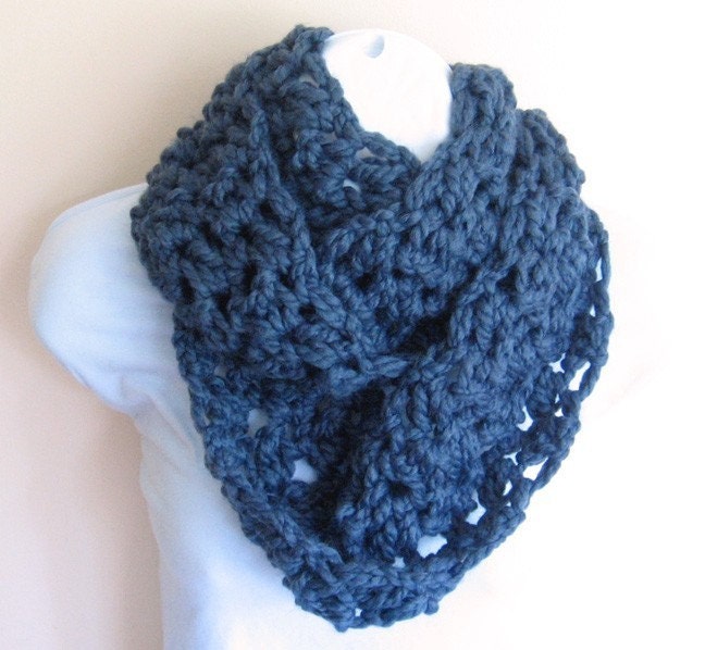 Blueberry Beautiful Infinity Scarf. Women Accessories Crochet - Etsy