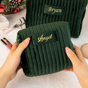 Personalized Bridesmaid Gift,Custom Velvet Makeup Bag,Velvet Cosmetic Bag, Cosmetic Bag, Gift for Her,Bride Makeup Bag,Birthday Gift for Her