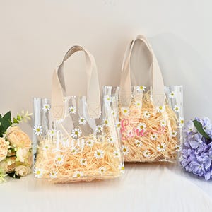 Schatten-Monogramm Gänseblümchen Tasche für Blumenmädchen, Blumenmädchen-Geschenktasche, personalisierte Geschenktasche, kundenspezifische Geschenke für Blumenmädchen, kundenspezifischer Brautjungfervorschlag