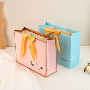 Personalized Bridesmaid Gift Bags, Custom Wedding Gift Bags, Bridal Party Gift Bag, Bachelorette Party Bag, Ribbon Gift Bag,Thank You Gift