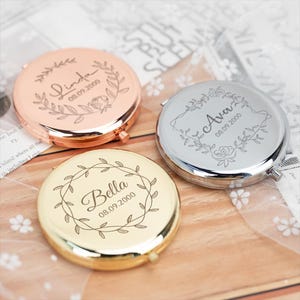 Personalized Compact Mirror, Custom Name Gift,  Bridal Shower Gifts, Wedding Gifts, Engraved Pocket Mirror for Mother,Mother&#39;s Gift