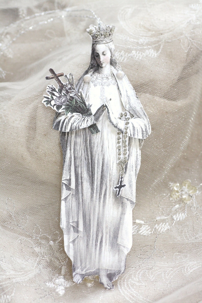 graceful Mary a religious paper doll image 5