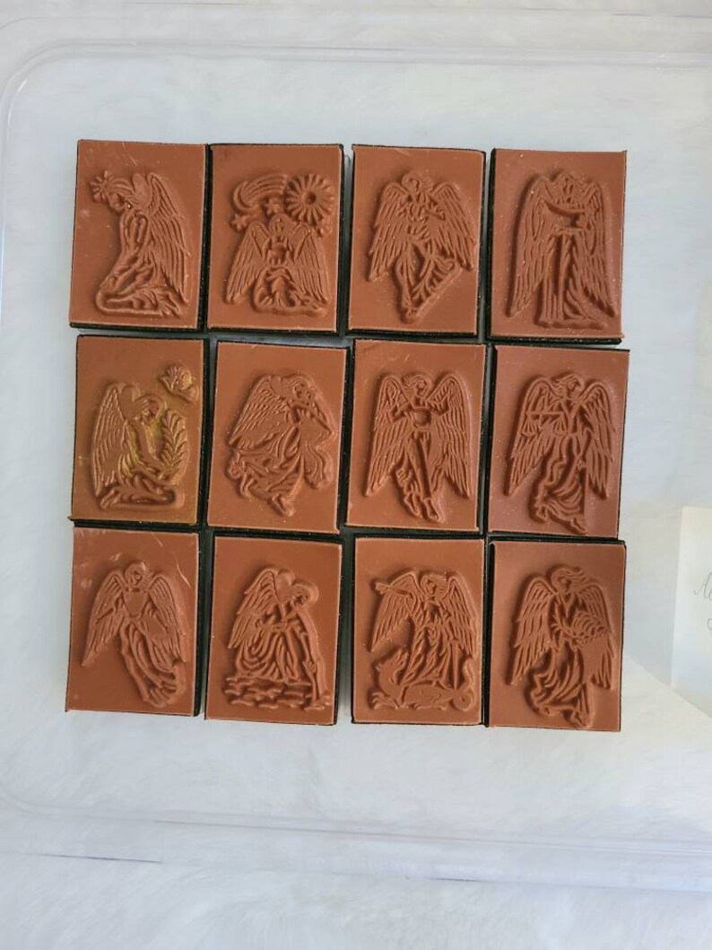 Studio destash Unique Angel Stamp Set