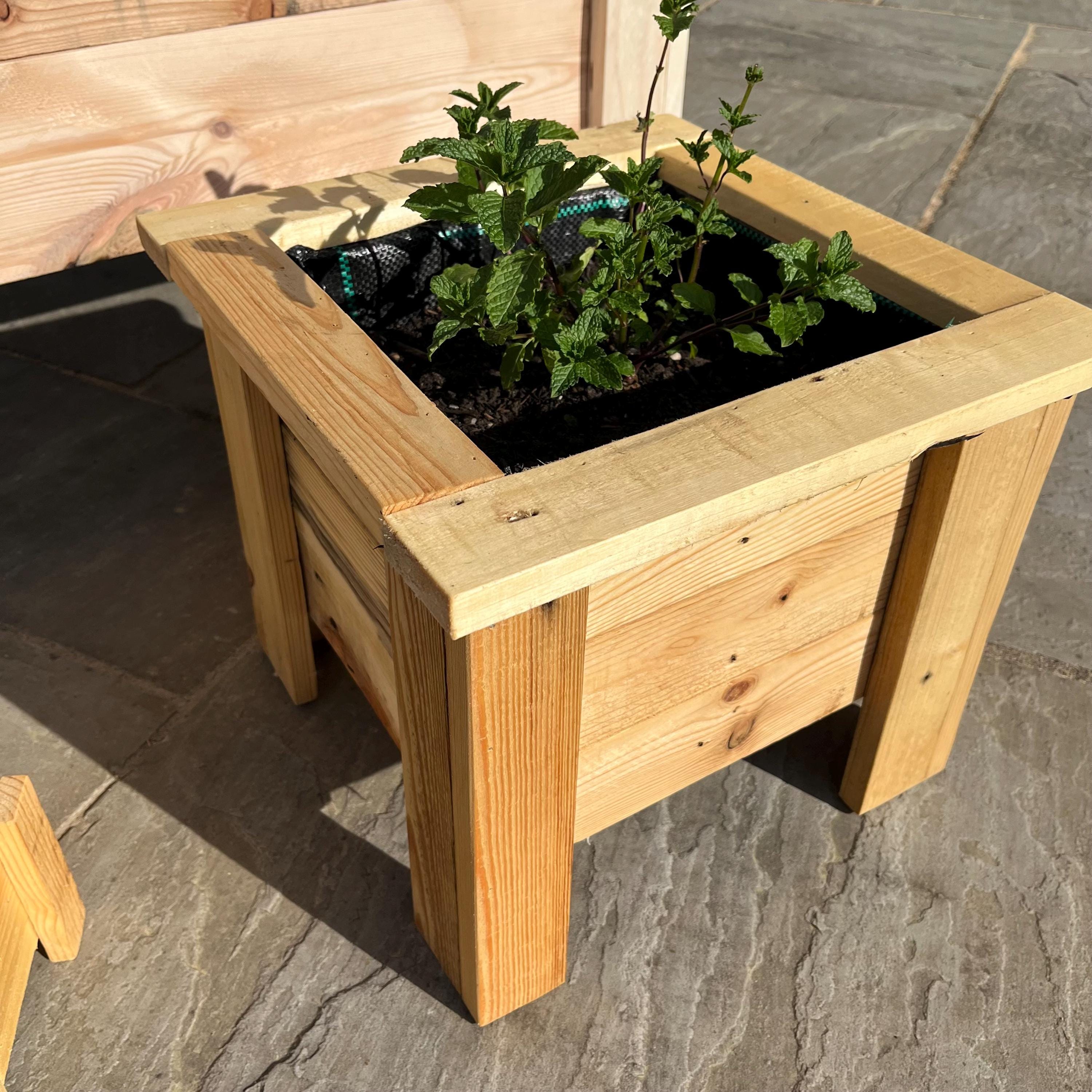 Jardinière surélevée rustique en bois faite main : herbe, fleur, potager