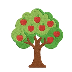 Op de afbeelding: Geborduurd appelboomontwerp met een bruine stam, groene bladeren en rode appels. De boom is een gestileerde illustratie, ideaal voor knutselprojecten of decoratieve toepassingen. Geschikt voor diverse stoffen.