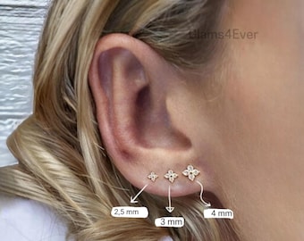 Ear stud in 925 sterling silver, small minimalist flower ear stud, gold-plated clover ear stud, mini piercing earring