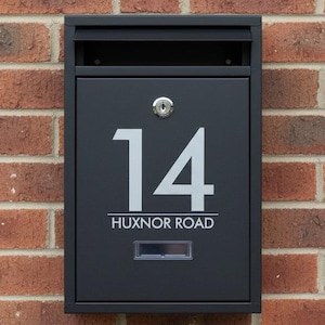 Buzón moderno personalizado con grabado - Buzón contemporáneo - Buzón personalizado con cerradura - Regalo de inauguración - Diseño 7