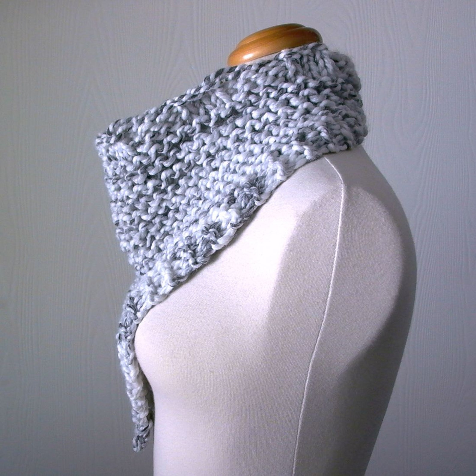 Bandit. Bandana Cowl Knitting Pattern . Chunky Knit Triangle Etsy