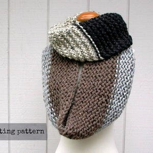 stickmönster för cowl-a-bunga. stickmönster för oändlig halsduk. stickmönster för grov cirkelhalsduk. stickmönster för öglor. stickmönster för överdimensionerad halsduk