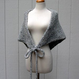 That's a Wrap. Easy Knitting Pattern . Chunky Knit Shawl - Etsy