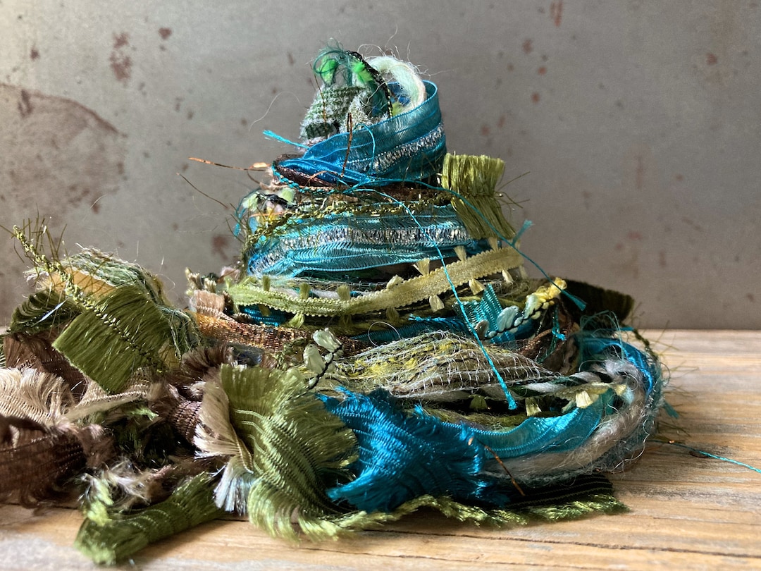 Treehouse Fringe Effects™ 21x1 21yds Specialty Art Yarns Ribbons Fiber Bundle . Turquoise Teal