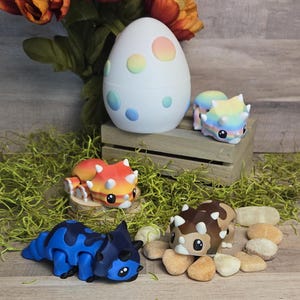 Chunky Triceratops Dino Magnet 3D Printed Articulated Desk Sensory Fidget Toy Spotted Egg