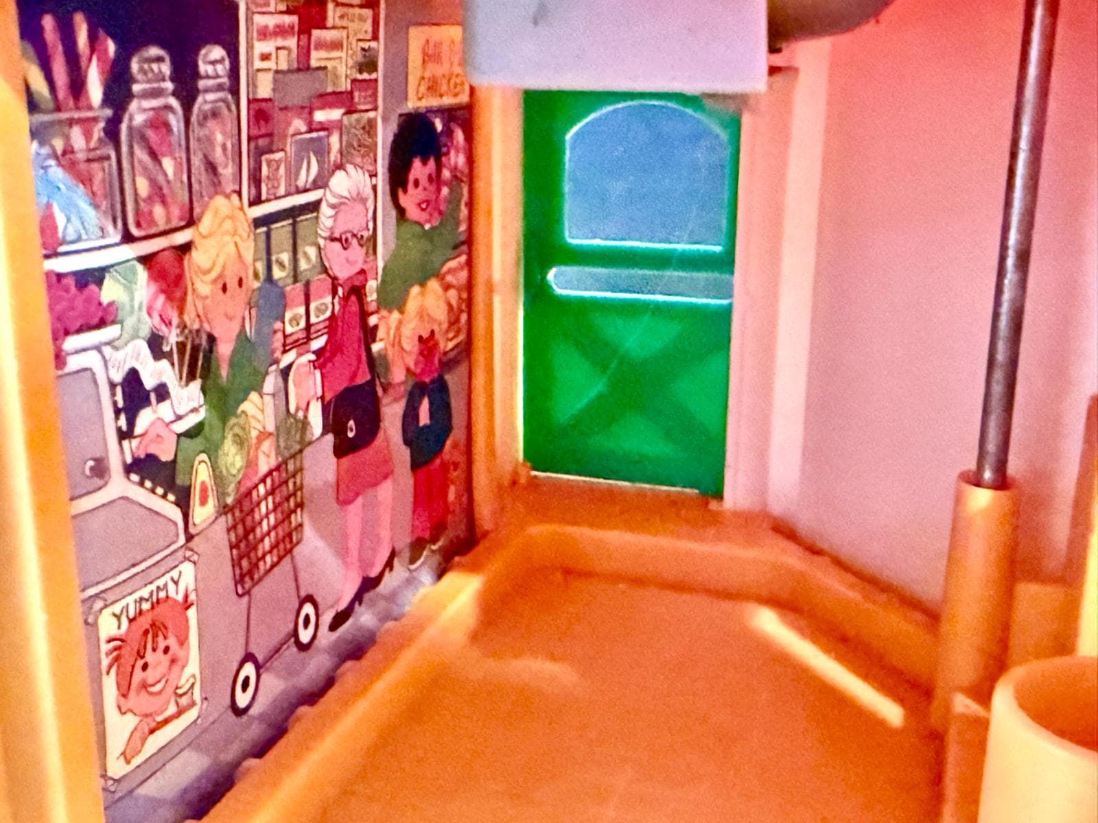 フィッシャープライス　リトルピープル　メインストリート　1986年 Vintage Fisher Price Little People Main Street 1986 - Etsy