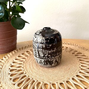 Pottery Vase Black Ceramic Vase Table Decor Bookshelf Styling