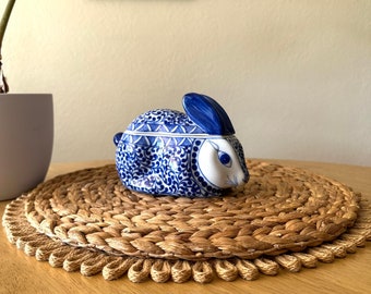 Blue and White Rabbit Dish Bunny Trinket Box Vintage Bunny Jewelry Jar Chinoiserie Decor