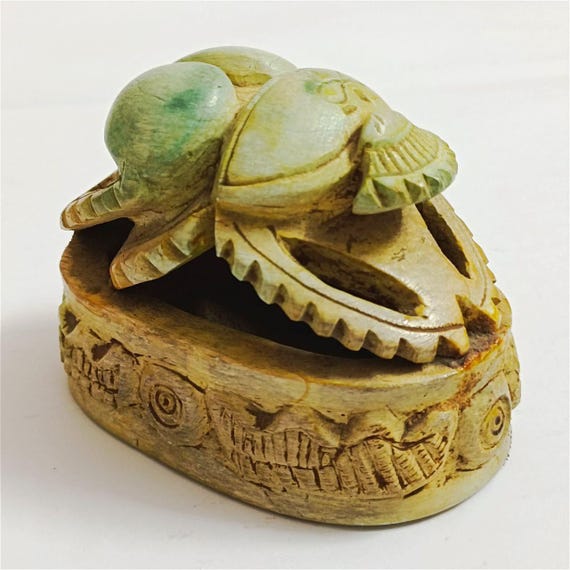 エジプトアンティーク置物スカラベ