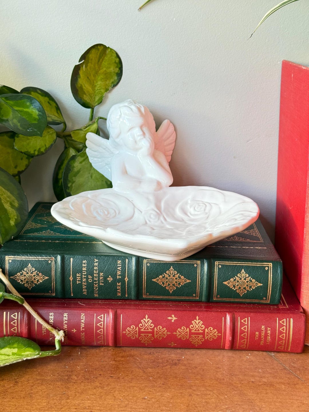 Vintage World Bazaar Cherub Trinket Dish – Angel Soap Dish – White ...
