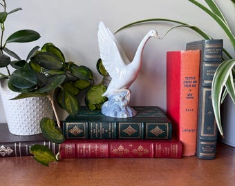 NAO by Lladró Flying Swan Porcelain Figurine – Elegant Glazed Decor