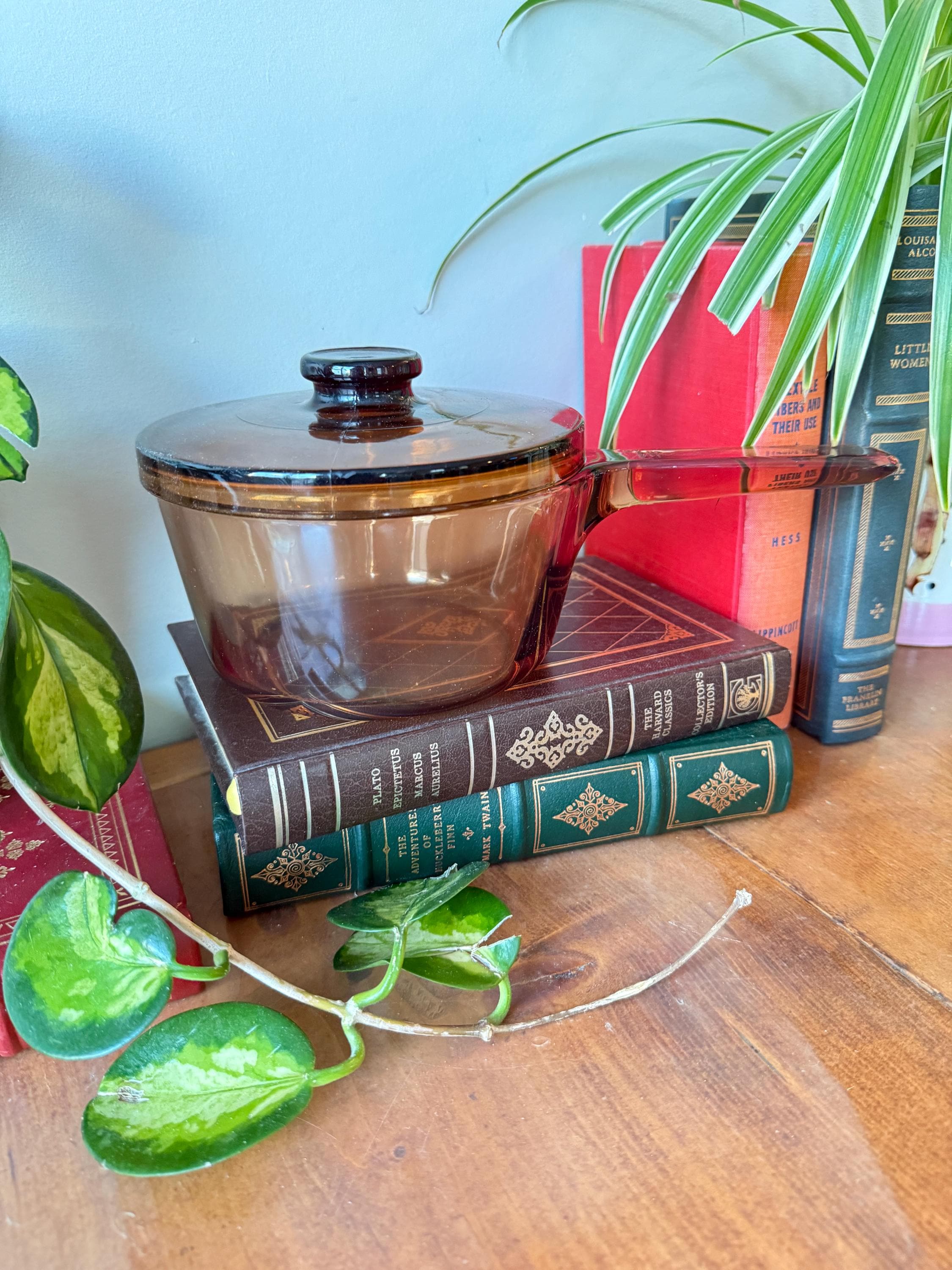 Brown Amber Glass Vintage Pyrex 1.5 Liter Corning Visions V-1-B Sauce Pan with V 1.5 C Pyrex Lid, Made in France