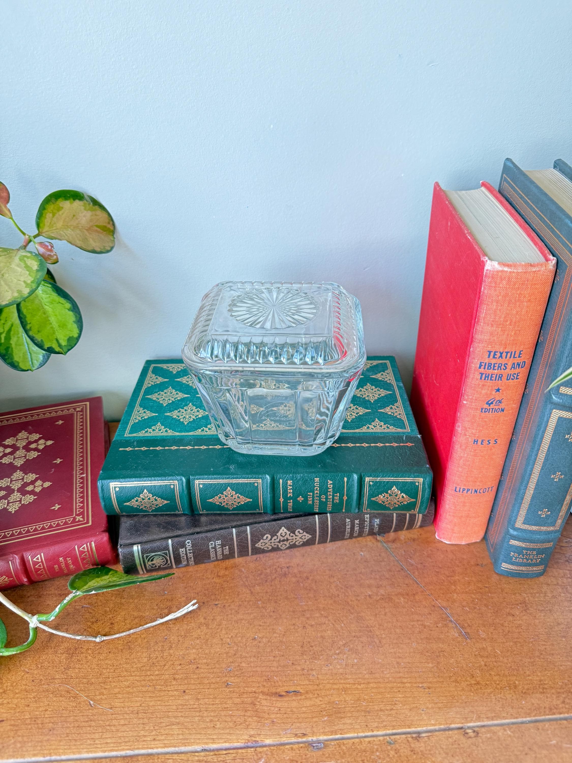 Vintage Anchor Hocking 1932 Design Refrigerator Dish 2000