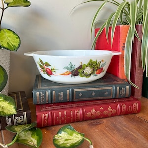 MCM Vintage Pyrex Winter Vegetables Casserole Dish, JAJ Company Made in England Mid Century Modern Milk Glass Colourful Veggie Dish Handles