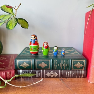 Vintage Decorative Hand Painted Nesting Dolls, Set of Four Small Wood Russian Matryoshka Dolls, Blue, Green, Red, Yellow Babushka