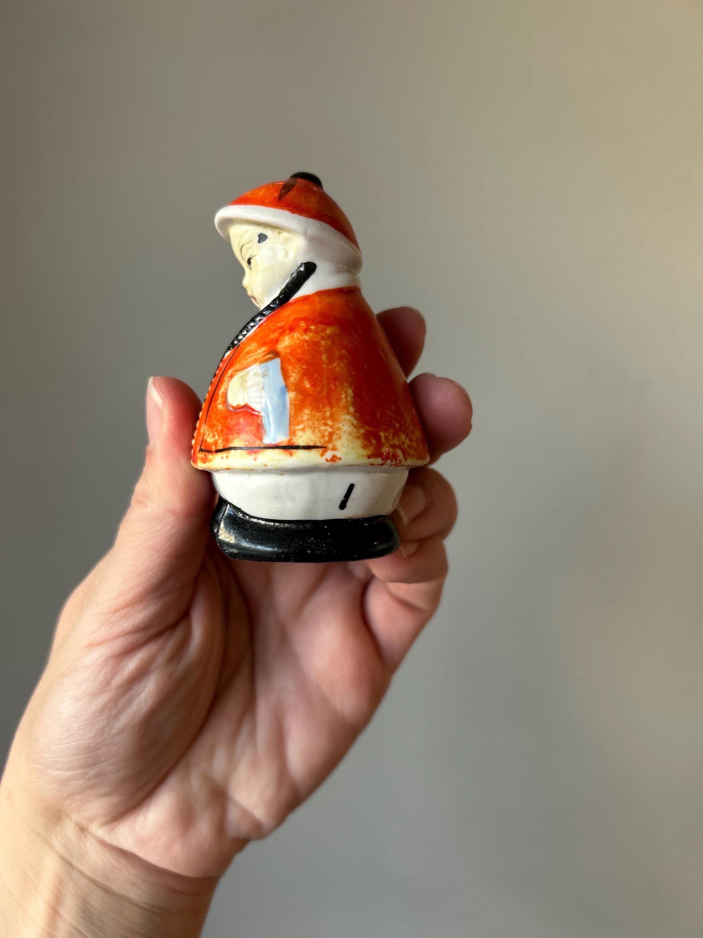 Vintage Salt and Pepper Shakers, 1930s Chinese Qing Dynasty