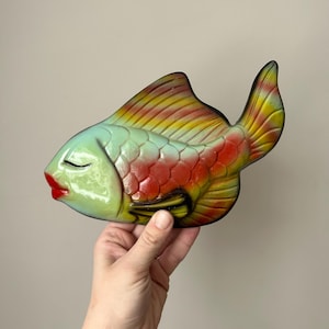 1969 Miller Studios Vintage Kitsch Chalkware Lipstick Fish, Mid Century Modern Fish Family Mama and Baby Kissy Lips Fishy