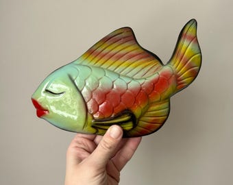 1969 Miller Studios Vintage Kitsch Chalkware Lipstick Fish, Mid Century Modern Fish Family Mama and Baby Kissy Lips Fishy
