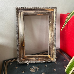 Vintage Art Deco / Mid Century Modern Silver Picture / Photo Frame