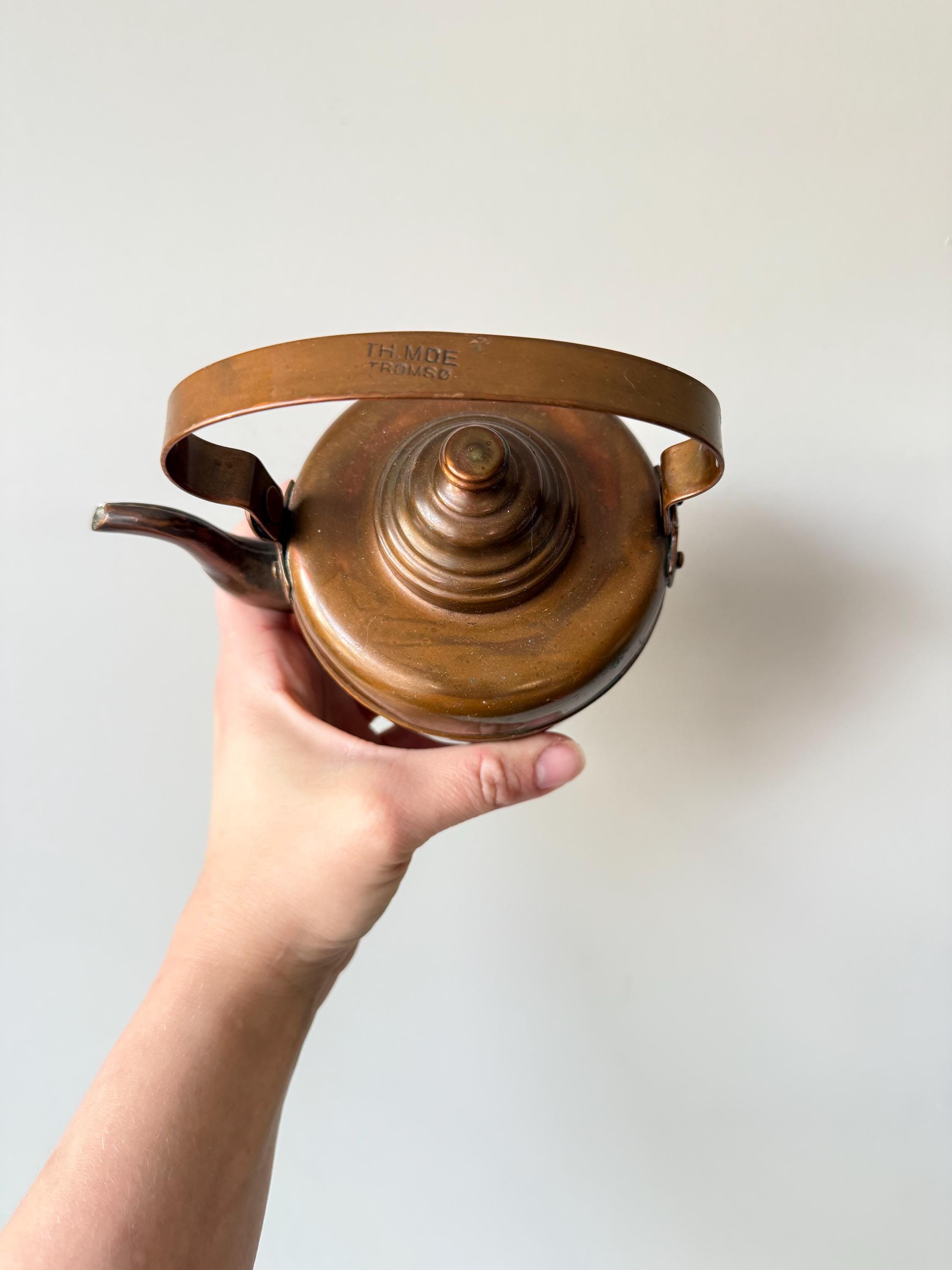 Antique Copper Kettle – TH. Moe Tromsø, Scandinavian Kitchen Décor