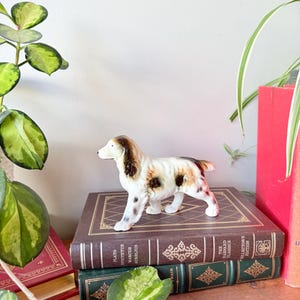 Vintage Mid Century Modern Porcelain Hand Painted Springer Spaniel Dog / Puppy Figurine
