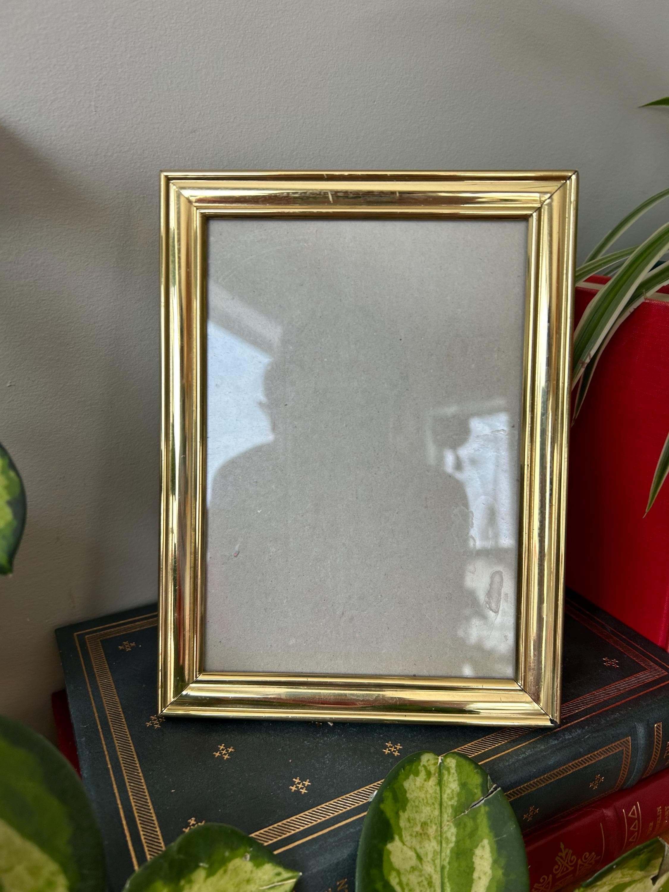 アンティーク雑貨 Shappy Green  velvet photo frame. Isaac Jacobs 4x6 Green Velvet Picture Frame with Metallic