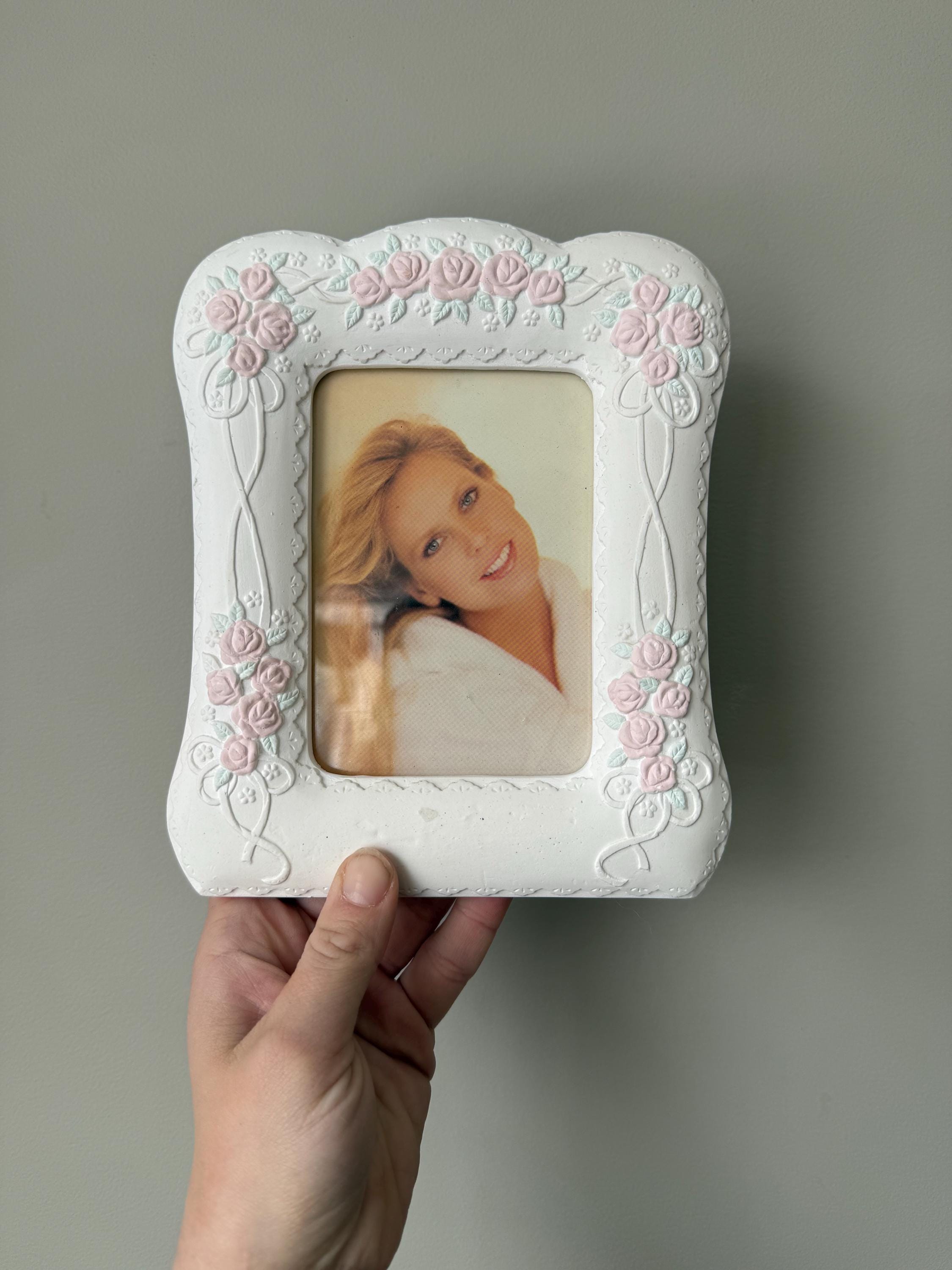 Vintage 90s Ceramic Chalkware Photo Frame: White & Pink Floral