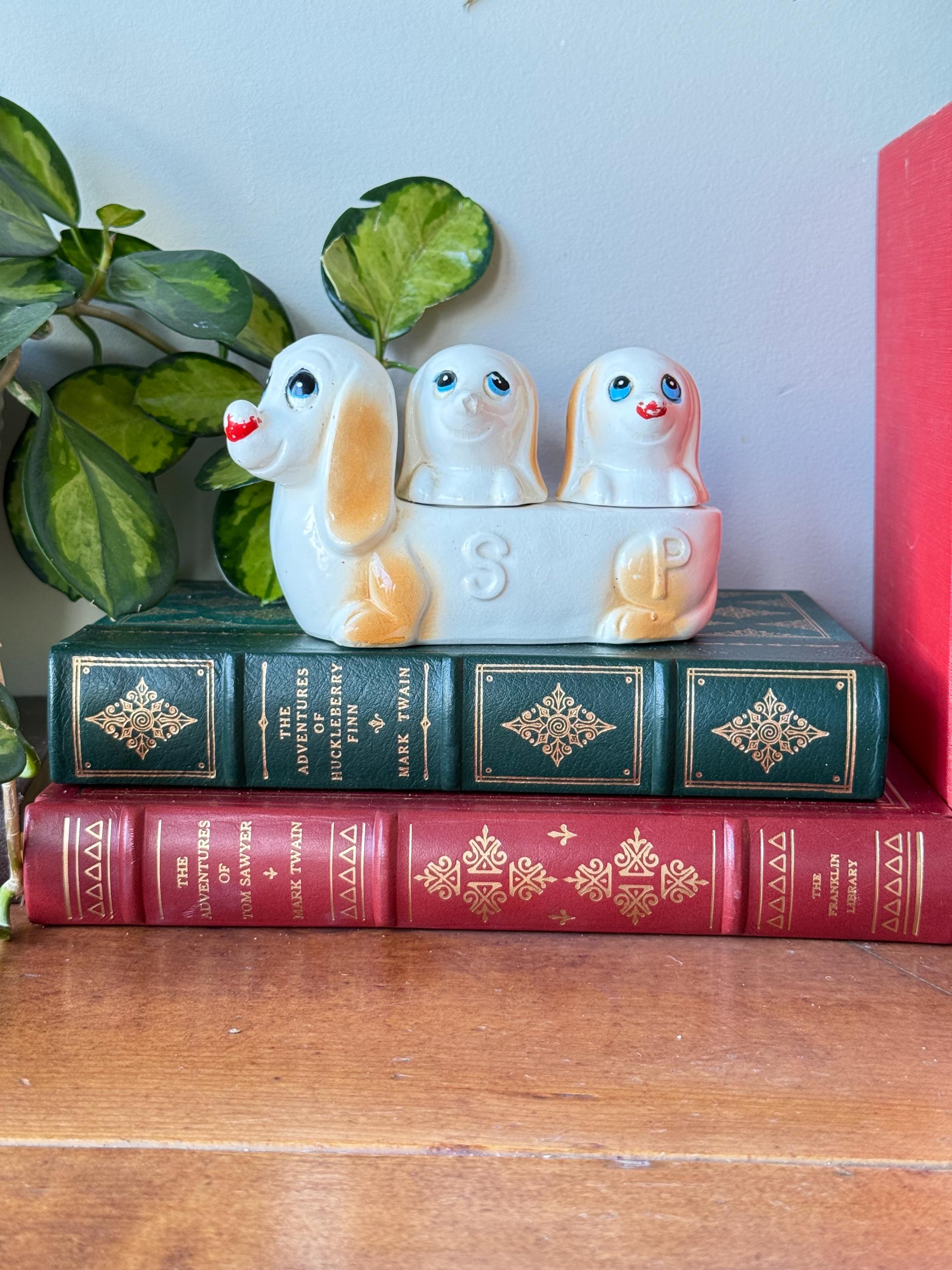 Vintage Dachshund Salt and Pepper Shakers, Mid-century Mama Dog
