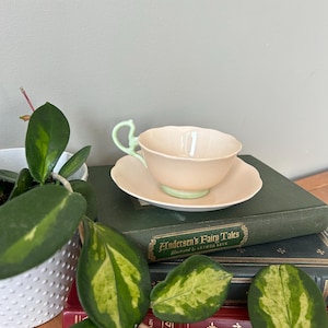 Vintage Royal Albert Pastella Pattern Tea Cup and Saucer in Pastel Peach and Mint Green, Fine Bone China Teacup, Made in England