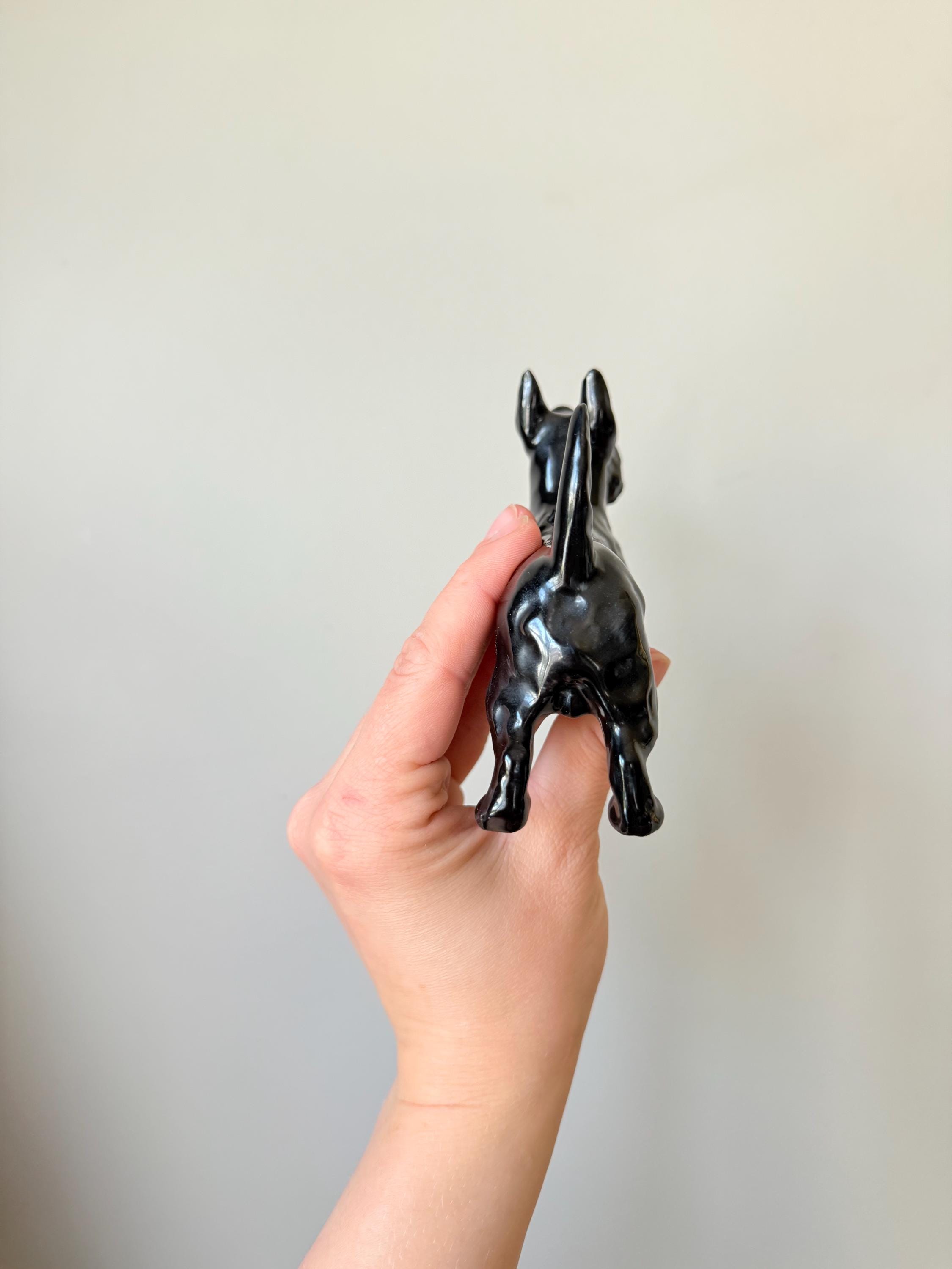 Vintage Royal Doulton Black Scotty Dog Figurine HN1016: 1930s