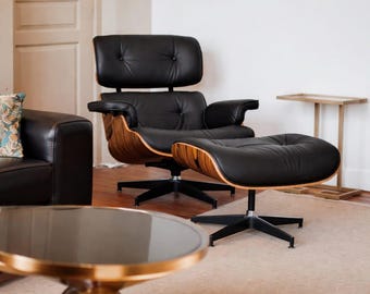 Moderne fauteuil met poef hout en leer – premium zwart leer walnoothout