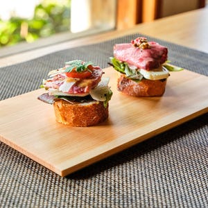 Japanese Hinoki Cypress Wood Cutting and Serving Board, 145mm x 250mm (5.7&quot; x 9.8&quot;) Handmade Chopping Board