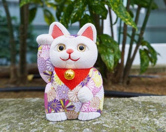 Edo Kimekomi Manekineko Dolls - Handmade in Japan Japanese Lucky Cat with Kimono Fabric, White Cat