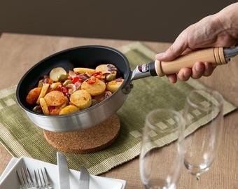 北陸アルミニウム シマイスター プレミアム キャストアルミ ノンスティック ソテーパン 20 cm (7.8 インチ) 軽量 日本製