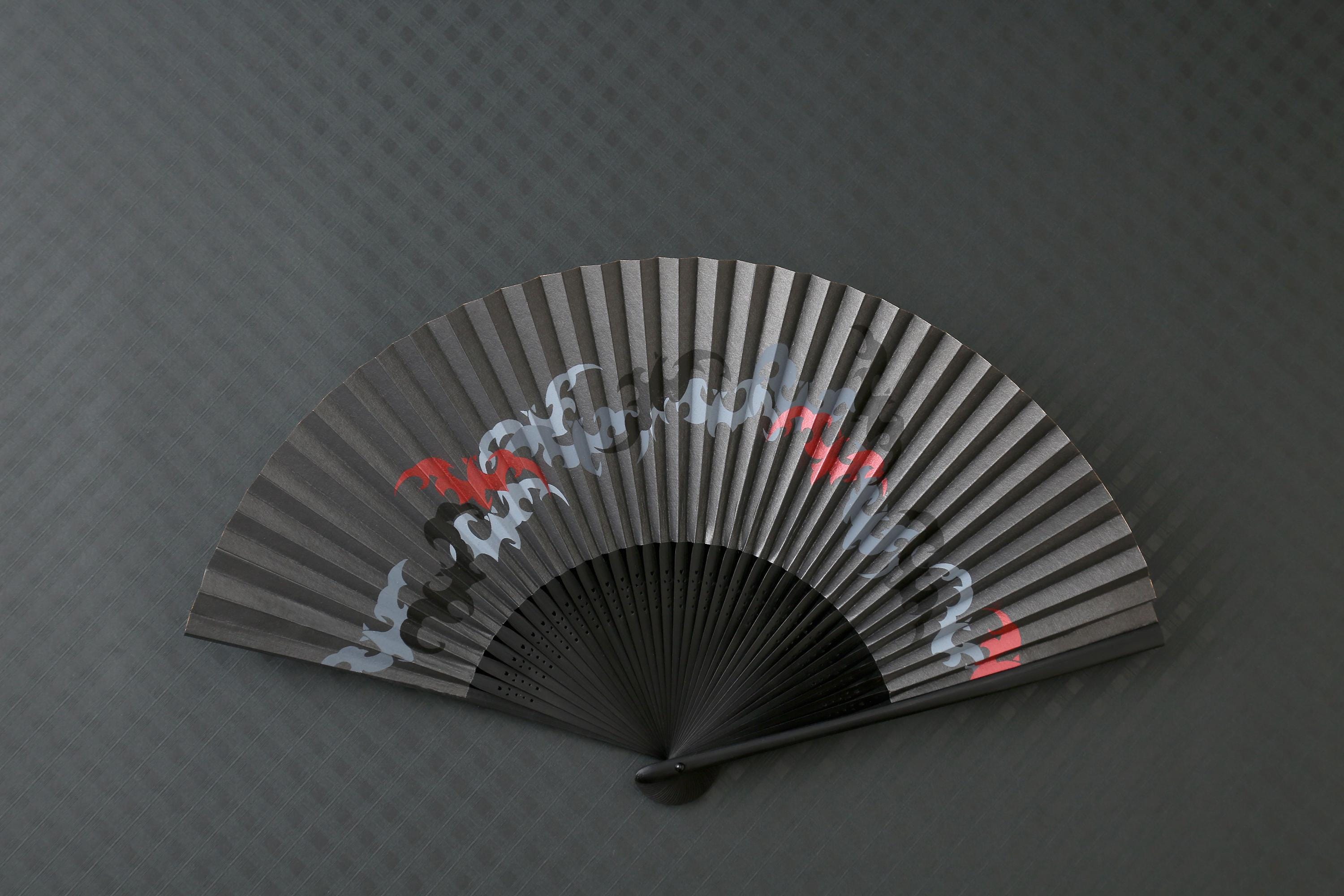 扇子　Sensu ALICE SYNDROME Handmade Japanese Sensu Folding Fan With Bats, Suehirodo Fans