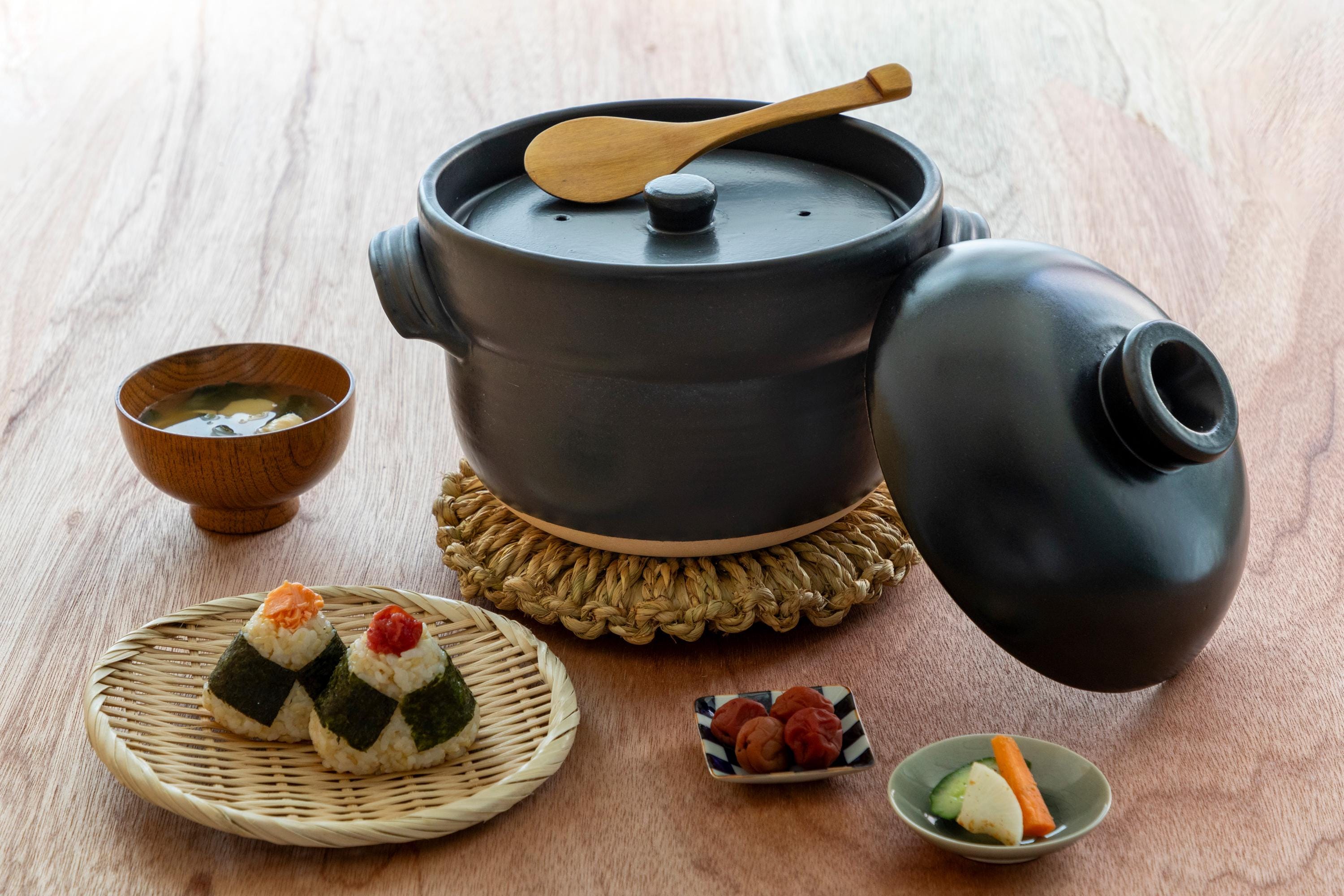 Handmade Japanese GOEMON Donabe Pot - Japanese Black Donabe Rice Cooker ...
