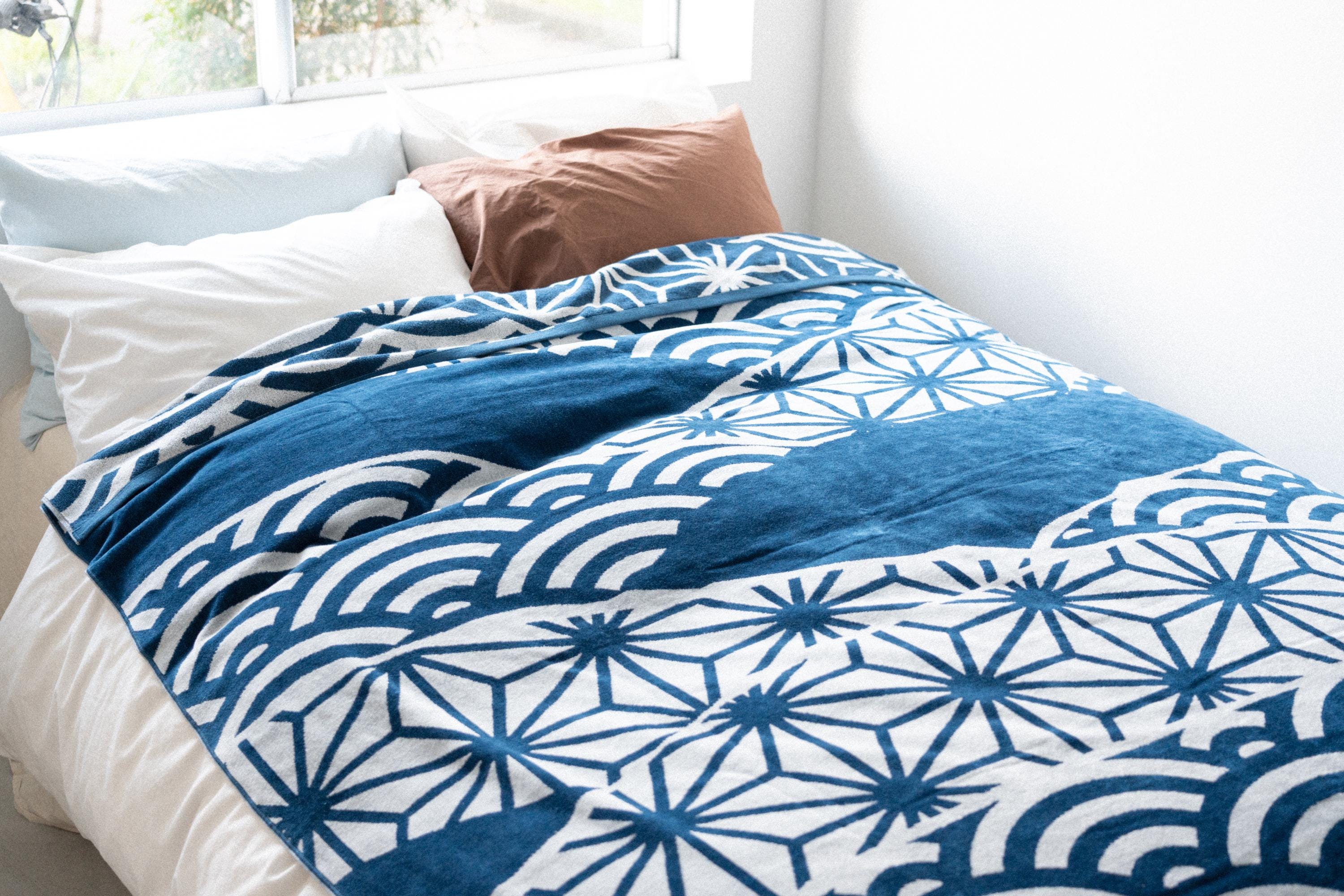 Waryu Blanket – Japanese Towel Blanket, Japanese Pattern Throw