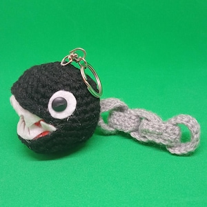 Wisiorek/brelok Chain Chomp Amigurumi – inspirowany Super Mario