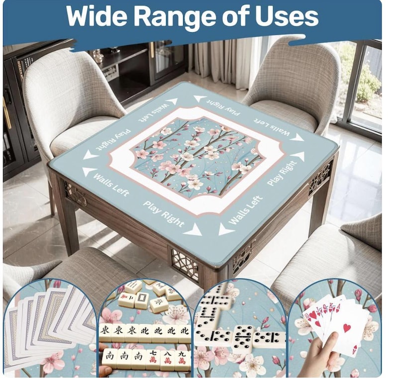 Puede incluir: Una mesa de juego cuadrada con una tapa estampada floral azul claro. La mesa tiene un marco de madera y est&aacute; rodeada de cuatro sillas. La parte superior de la mesa tiene el texto "Walls Left" y "Play Right". La imagen tambi&eacute;n muestra naipes, domin&oacute;s y fichas de mahjong.